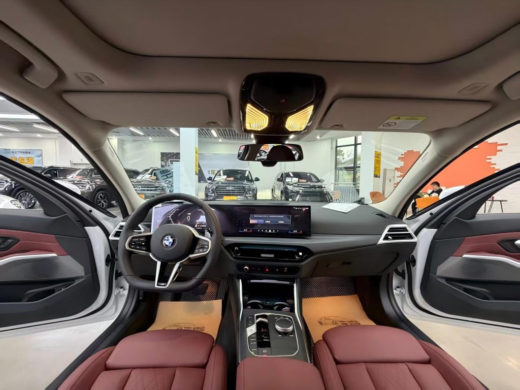 BMW 3 Series 2025 года, модель 325Li M Sport Package - Huishida Trading