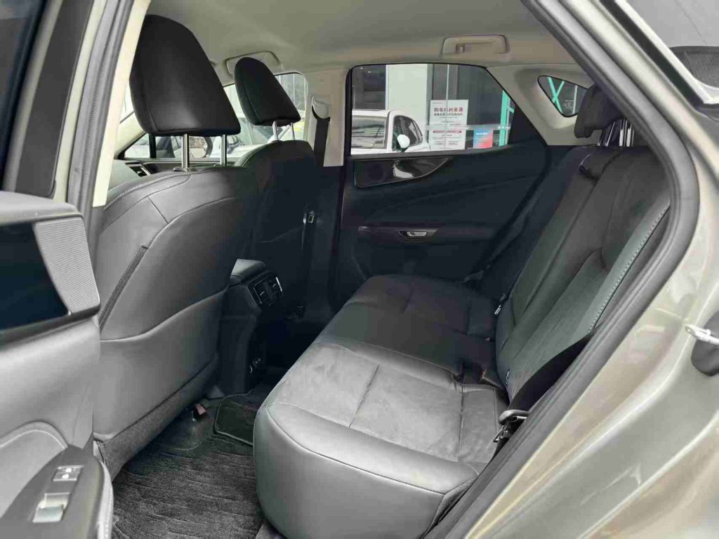 Lexus NX 2023 260 с передним приводом, Drive Edition - Huishida Trading