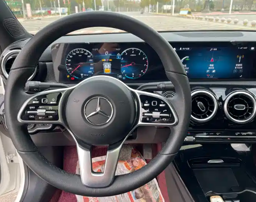 Mercedes-Benz A-Class 2022 A 180 L Sport Sedan - Huishida Trading