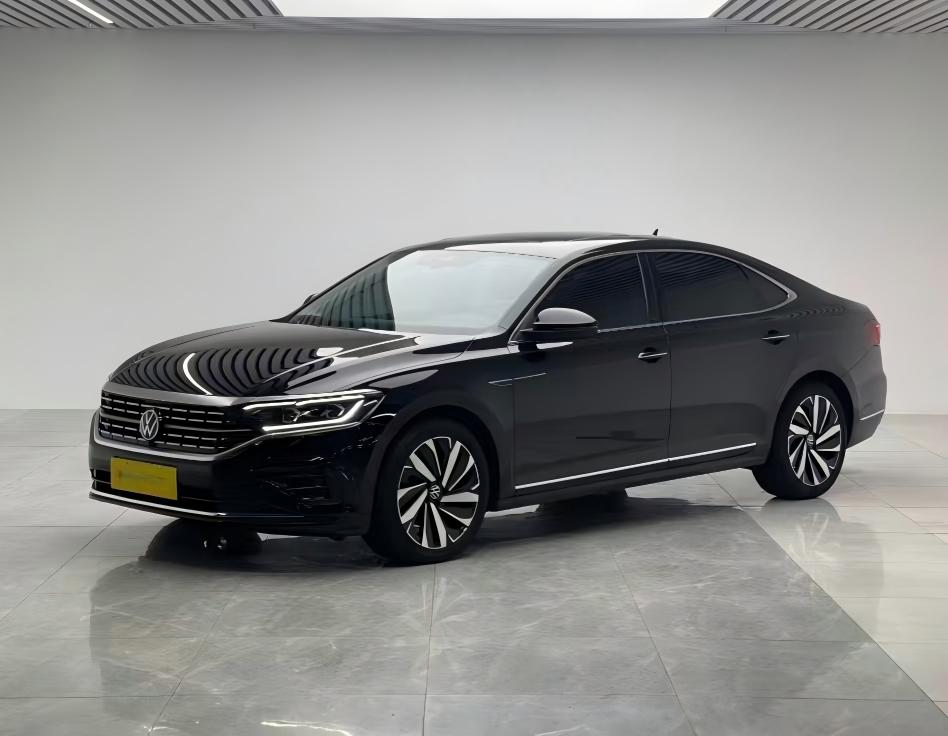 Passat 2024 Outstanding Edition 380TSI Dragon Glory Version