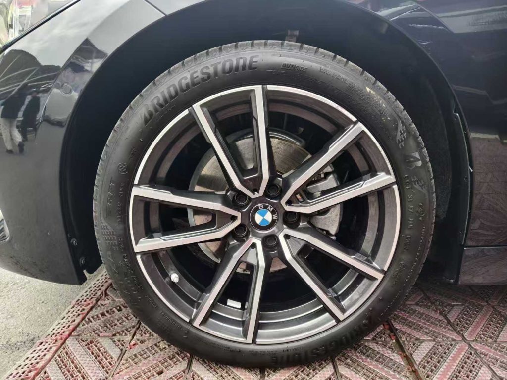 BMW 3Series 2024 325Li M Sport Package - Huishida Trading