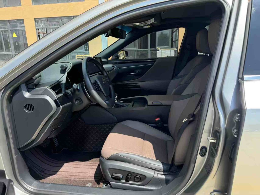 Lexus ES 2023 200 Excellence Edition - Huishida Trading