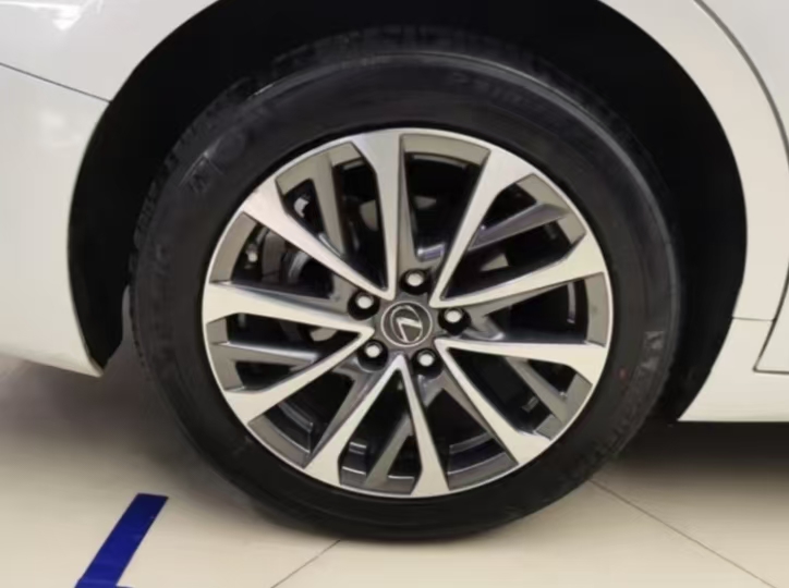 Lexus ES 2021 300h Premium Edition - Huishida Trading