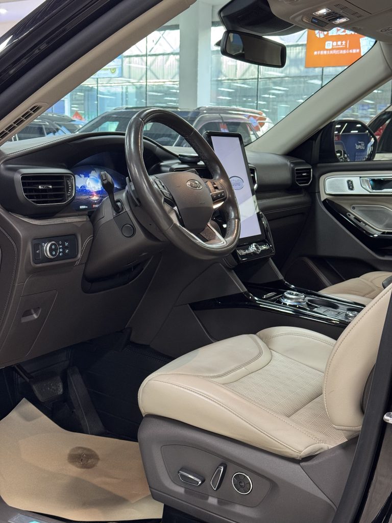 FORD EXPLORER 2020 EcoBoost 285 4WD Platinum 6-Seater - Huishida Trading