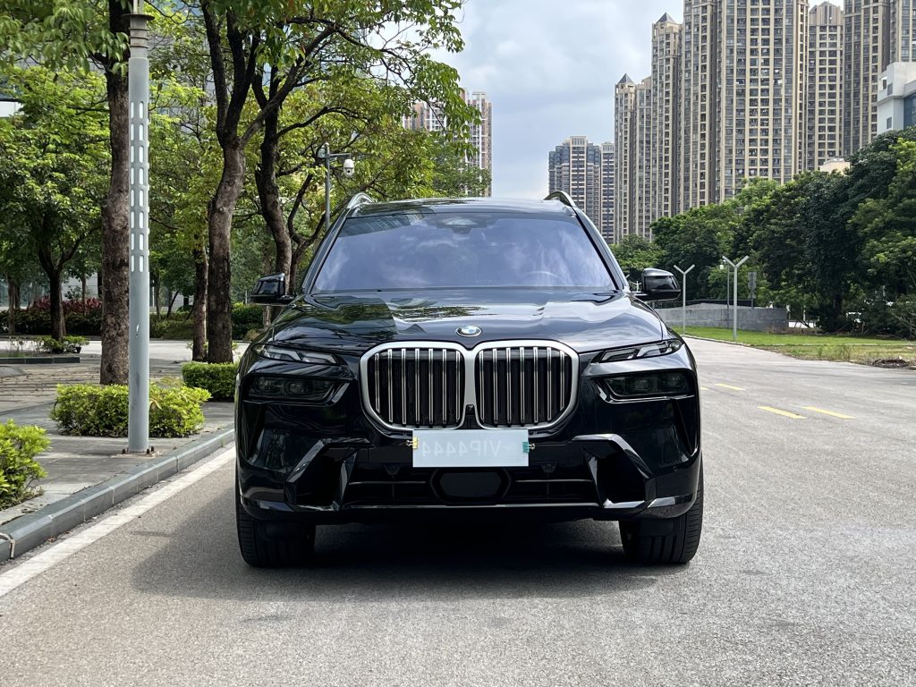 BMW X7 2023 xDrive40i Premium M Sport Package - Huishida Trading