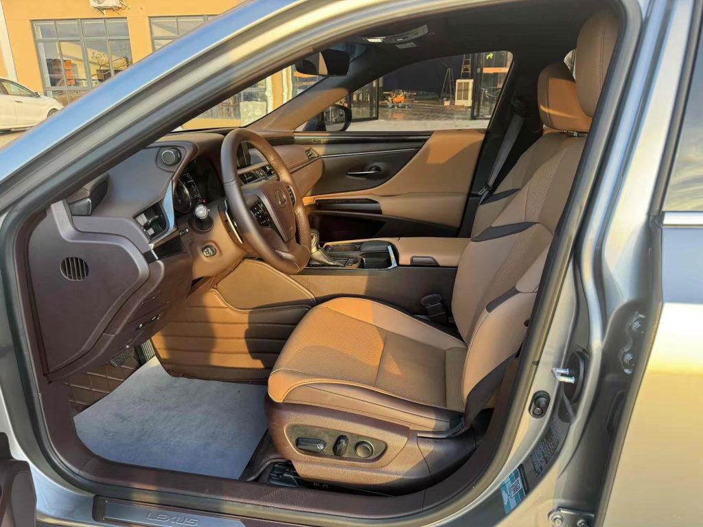 Lexus ES 2020 Модель 200 Excellence Edition - Huishida Trading