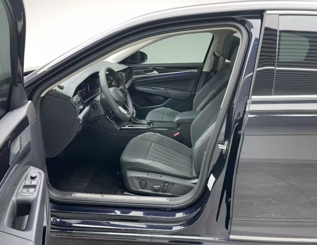 Passat 2024 Outstanding Edition 380TSI Dragon Glory Version - Huishida Trading