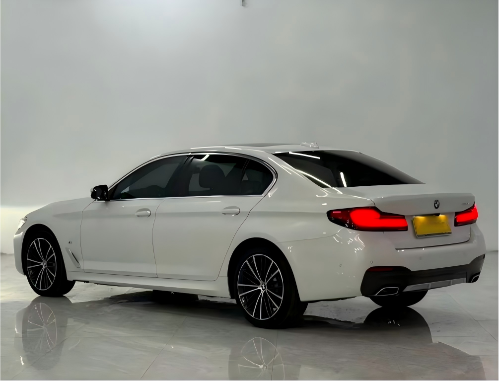 BMW 5 Series 2023 530Li Leading Edition M Sport Package - Huishida Trading