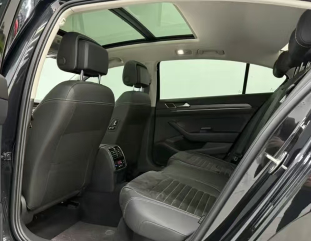 Volkswagen Magotan 2020 330TSI DSG Luxury Edition - Huishida Trading