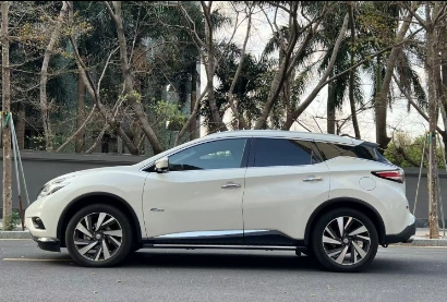 Nissan MURANO 2021 2.5 S/C HEV XV 4WD Hybrid Smart Signature Edition - Huishida Trading