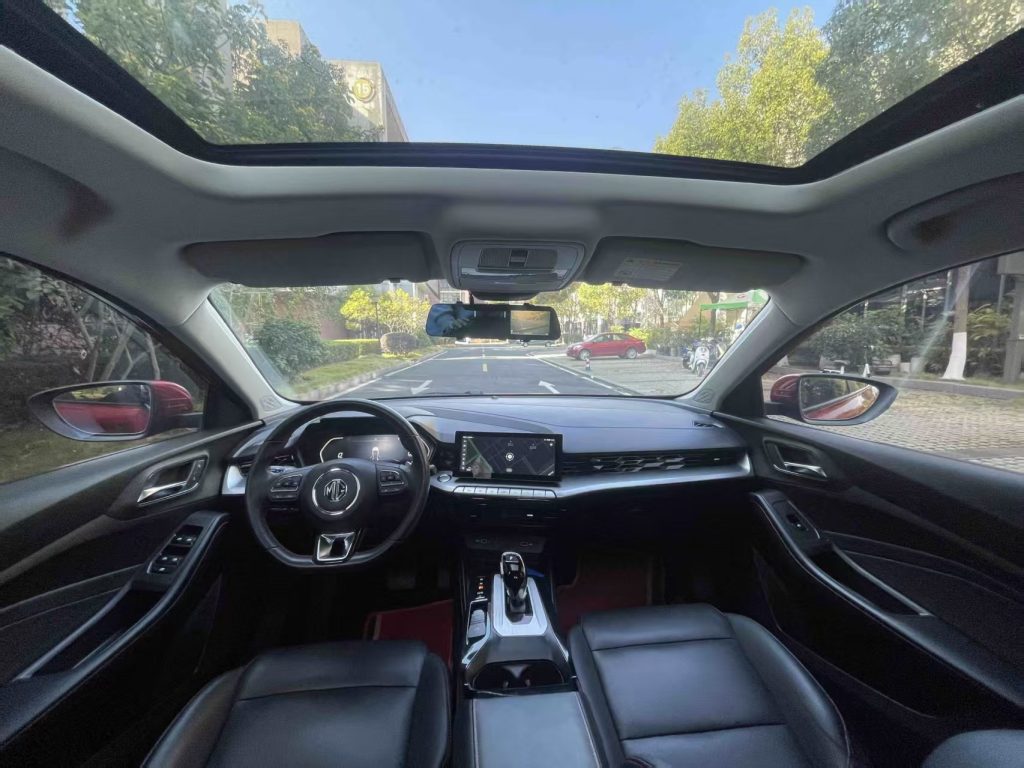 MG5 2021 Модель MG5 300TGI DCT Blue Luxury Flagship Edition - Huishida Trading