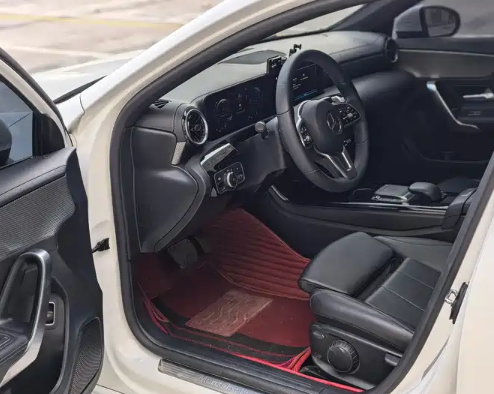 Mercedes-Benz A-Class 2021 модельного года, обновленный A 180 L Sport Sedan - Huishida Trading