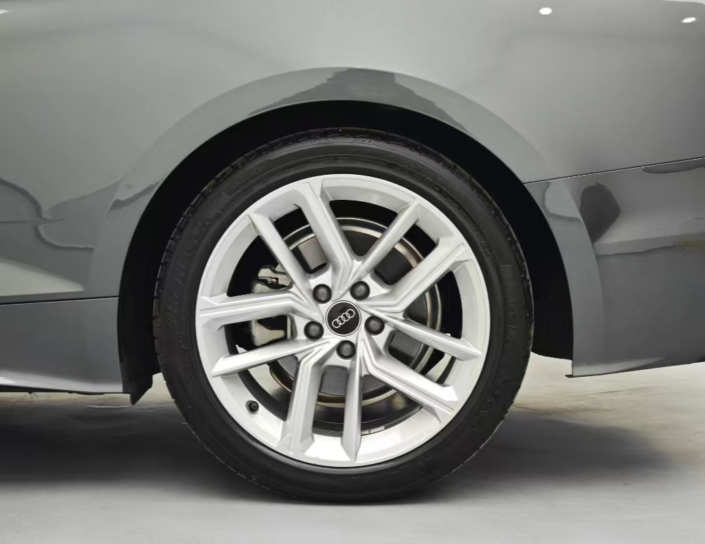 Audi A5 2024 Coupe 40 TFSI Sportline - Huishida Trading