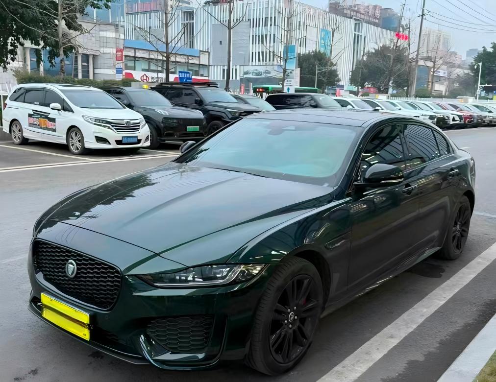 Jaguar XEL 2025 Модель 2.0T 250PS R-DYNAMIC 90th Anniversary Edition - Huishida Trading