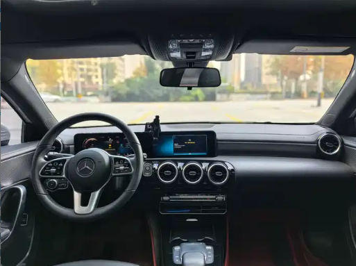 Mercedes-Benz A-Class 2021 модельного года, обновленный A 180 L Sport Sedan - Huishida Trading