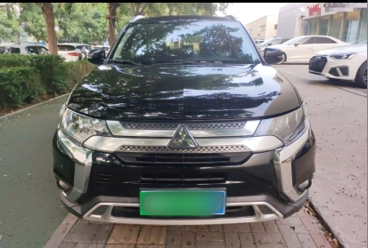 Mitsubishi Outlander 2020 2.4L 4WD Peugeot 5-Seater - Huishida Trading