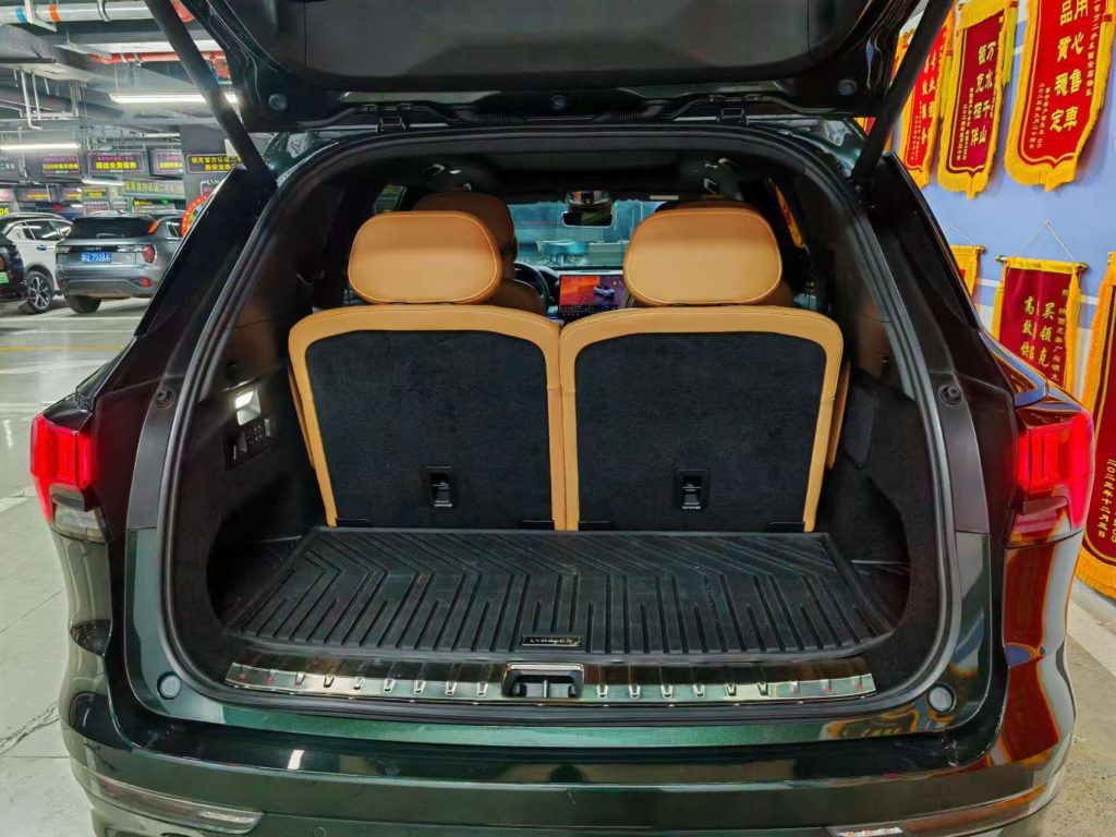 Lynk&Co 09 EM-P 2024 2.0TD EM-P AWD ULTRA Шестиместный - Huishida Trading