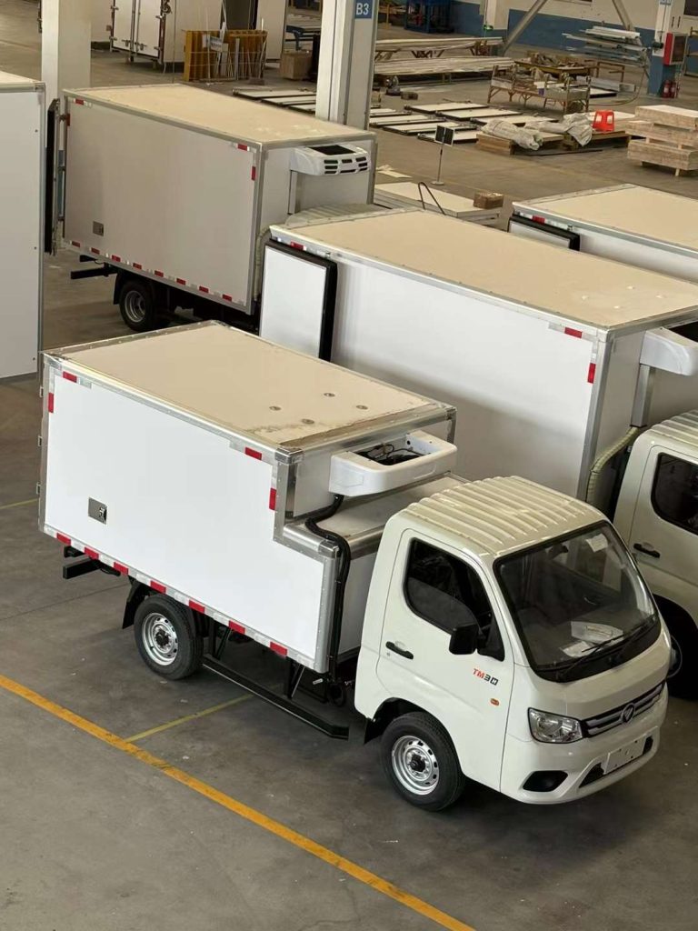 Xiangling M1 Micro Truck Refrigerated Truck - Huishida Trading