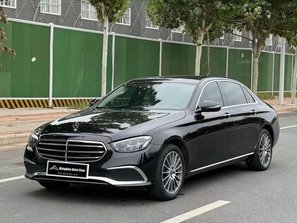 Mercedes-Benz E-Class 2022 E260L 4MATIC - Huishida Trading