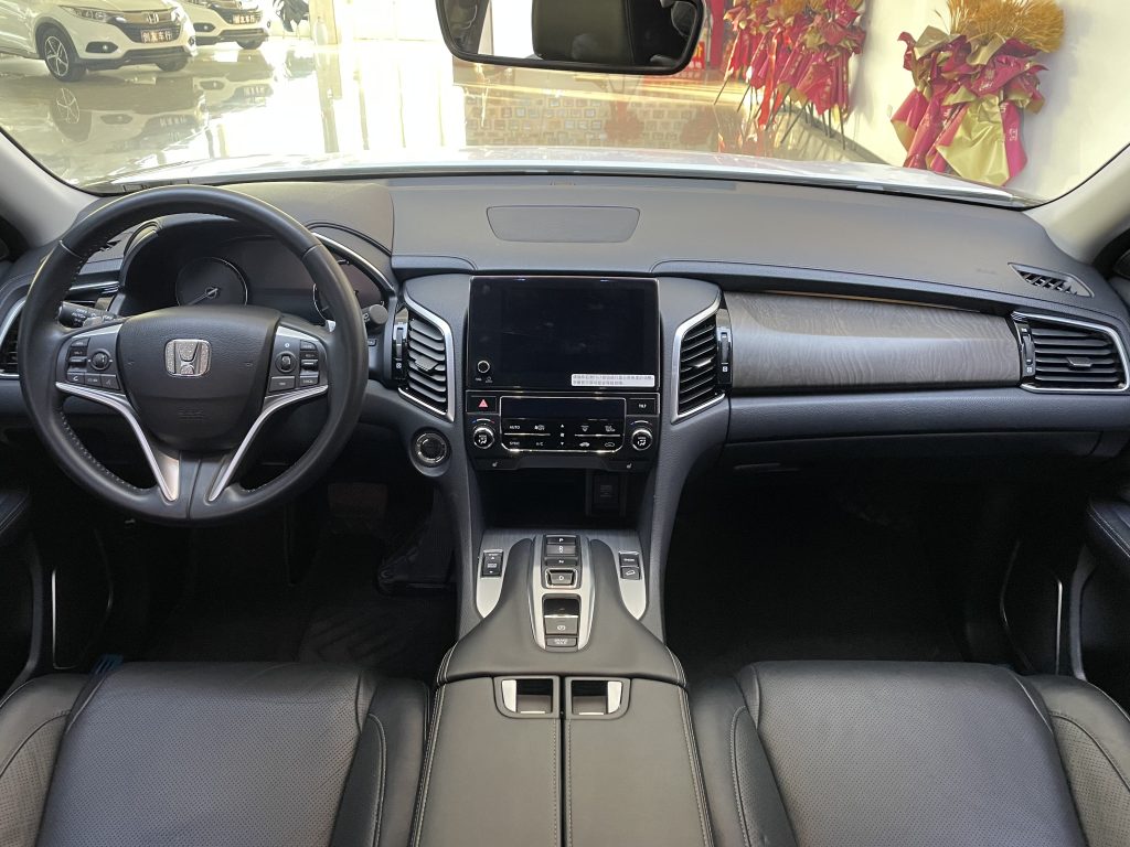 Honda Avancier 2020 370TURBO 4WD Premium - Huishida Trading