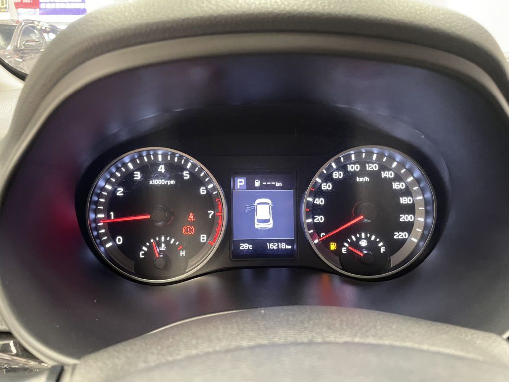 Kia KX1 2021 1.4L CVT Sunroof Модель - Huishida Trading