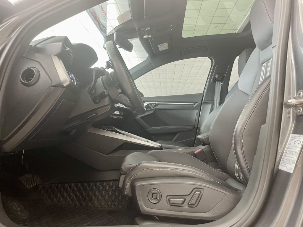 Audi A3 2022 Sportback 35 TFSI Стильный спортивный - Huishida Trading