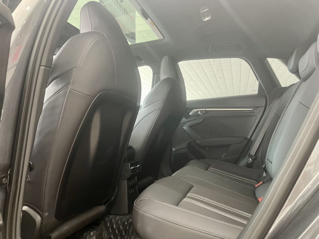 Audi A3 2022 Sportback 35 TFSI Стильный спортивный - Huishida Trading