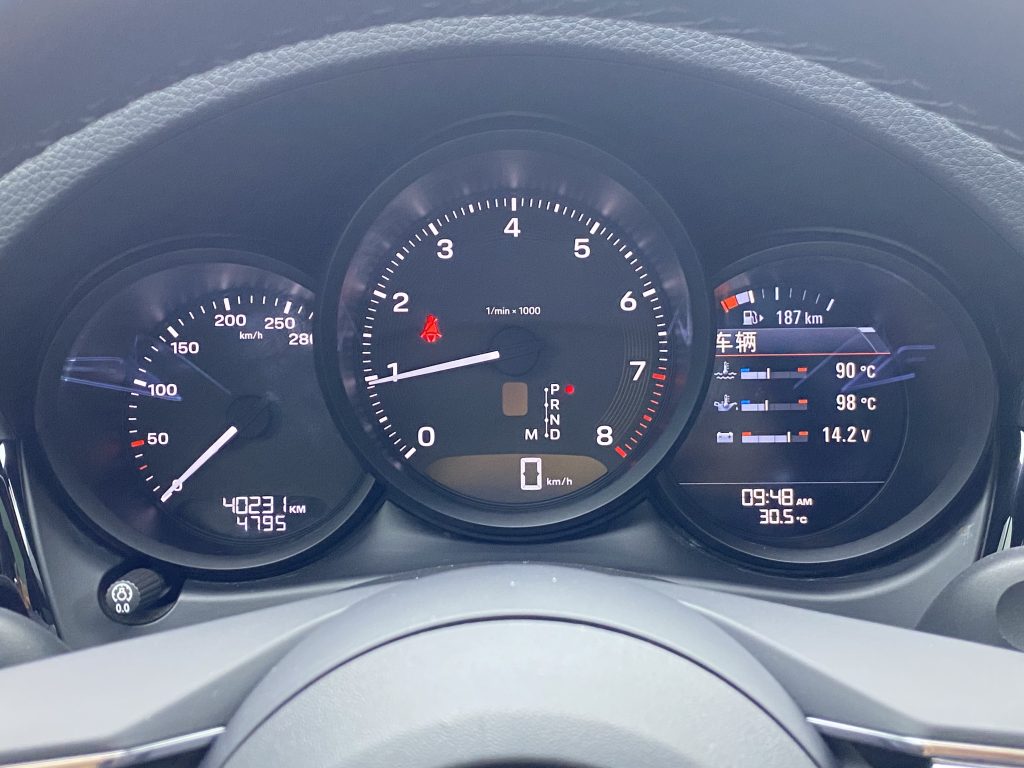 Porsche Macan 2022 Macan 2.0T - Huishida Trading