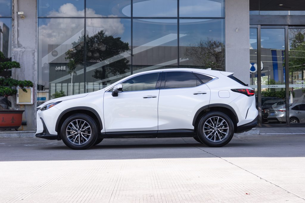 Lexus NX260 Модель 2022 года 260 с передним приводом, версия Chuangchi Edition - Huishida Trading