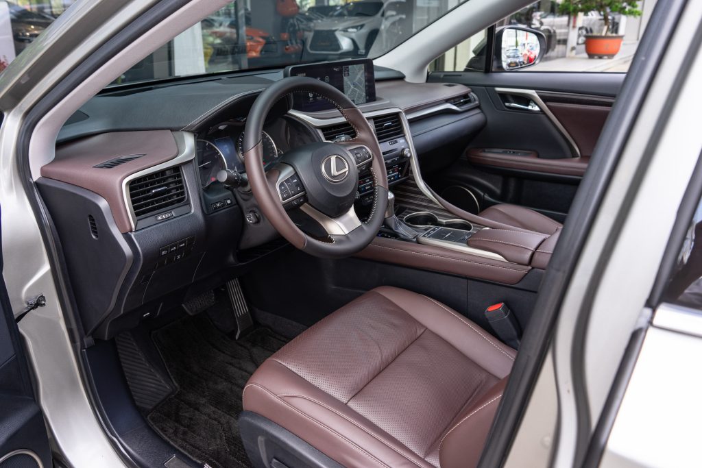 Lexus RX300 Модель 300 4WD Special Edition 2021 года - Huishida Trading