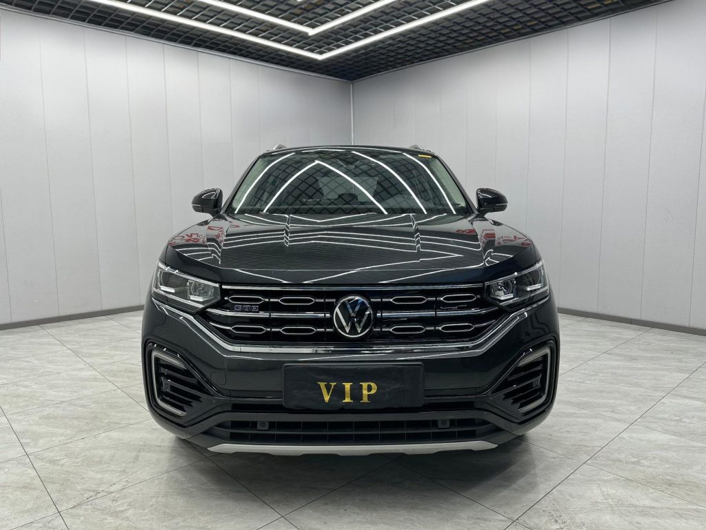 Volkswagen TAYRON GTE Plug-in Hybrid 2020 года 1.4T Premium Edition - Huishida Trading