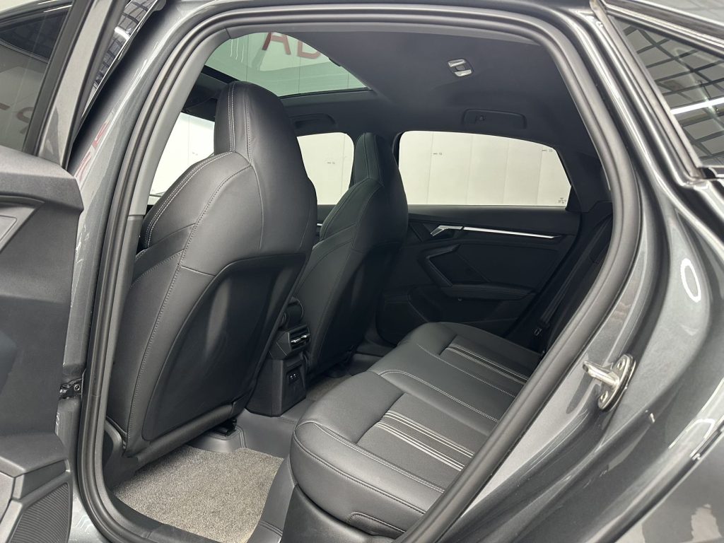 Audi A3 2022 A3L Limousine 35 TFSI Sportline - Huishida Trading