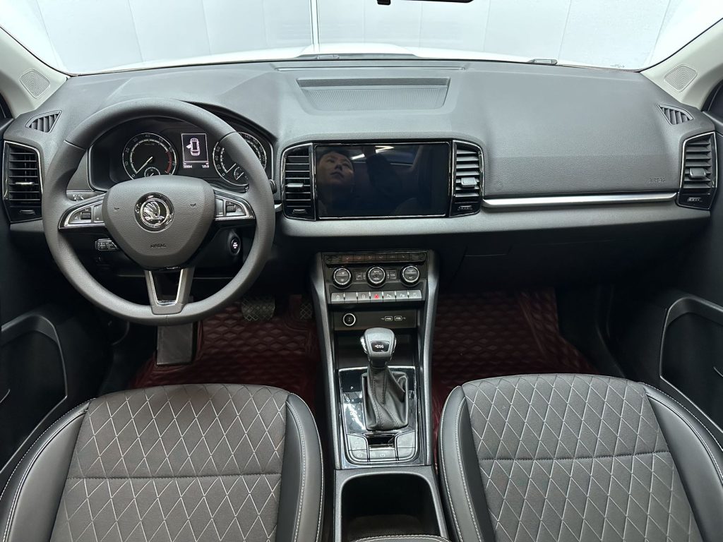 Škoda Karoq 2021 TSI280 Luxury Edition - Huishida Trading