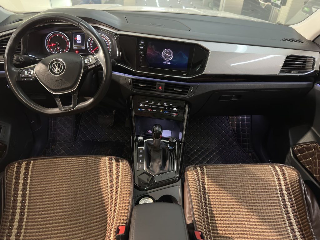 Volkswagen TARRON 2022 Модель 280TSI Двухколесный привод Luxury Smart Connect Edition - Huishida Trading