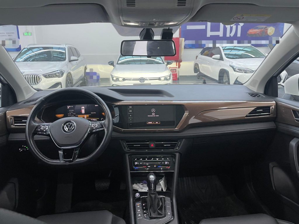 Volkswagen Tharu 2022 280TSI Two-Wheel Drive Luxury Edition - Huishida Trading