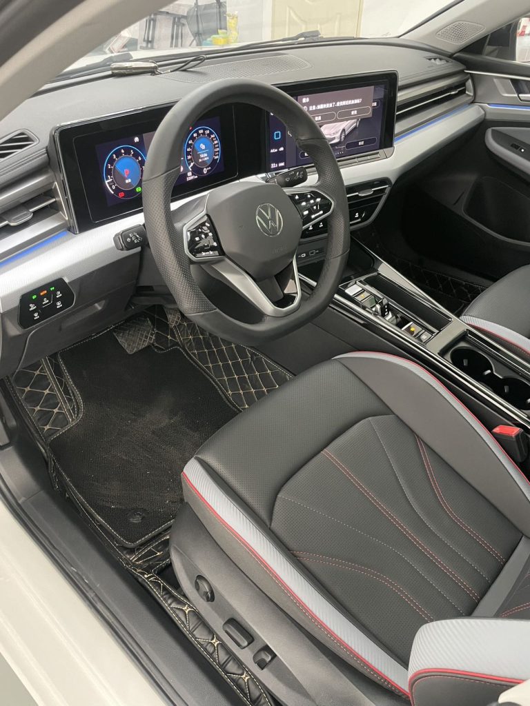 Volkswagen LAMANDO L 2022 L 280TSI DSG Cool Edition - Huishida Trading