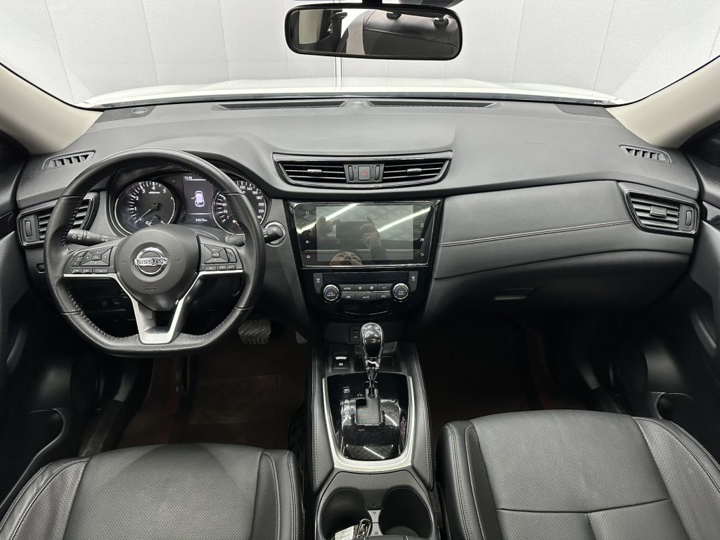 Nissan X-Trail 2022 Facelift 2.0L 2WD Smart Connect Comfort Edition - Huishida Trading