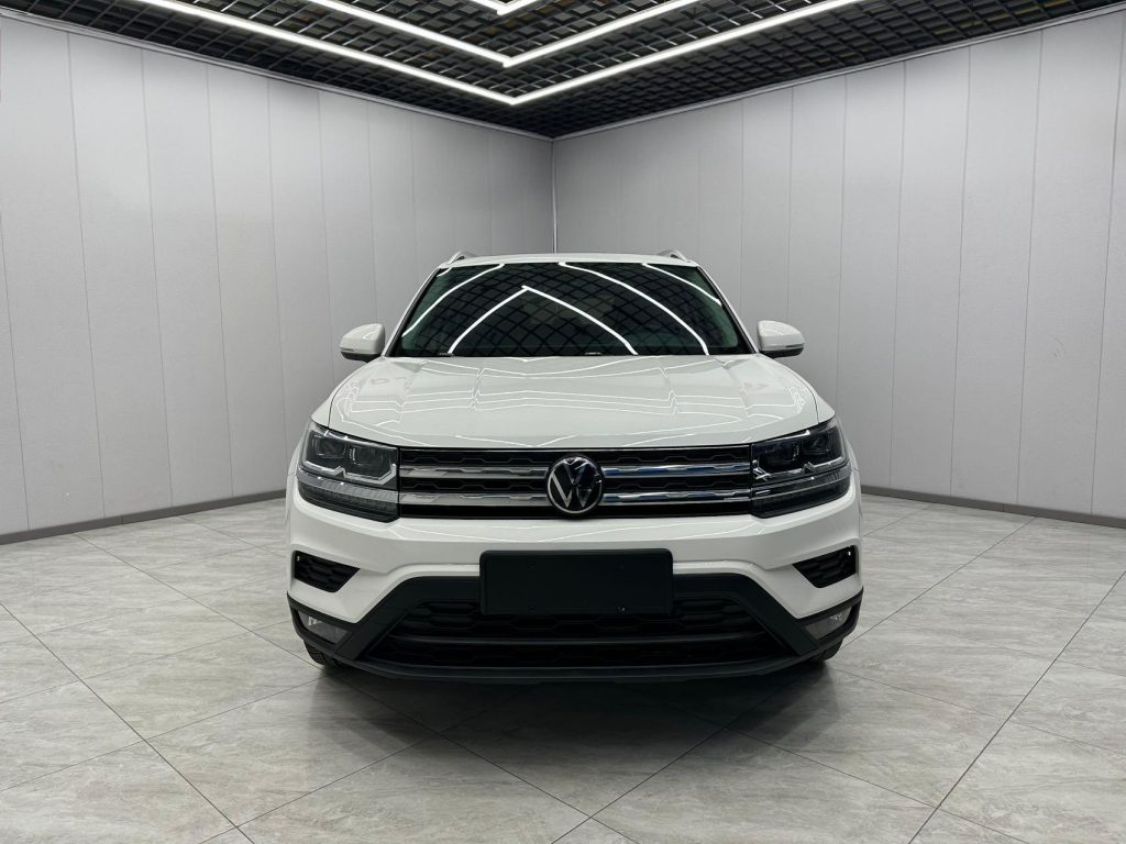 Volkswagen Tharu 2021 280TSI Two-Wheel Drive Luxury Edition PLUS - Huishida Trading