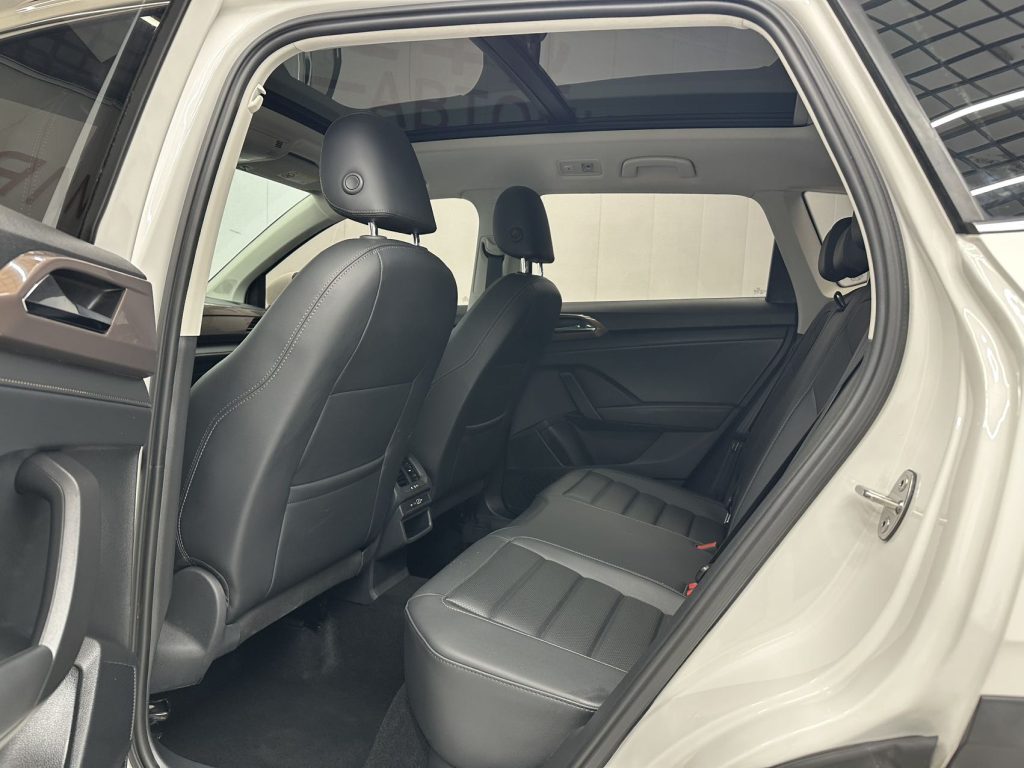 Volkswagen Tharu 2021 280TSI Two-Wheel Drive Luxury Edition PLUS - Huishida Trading