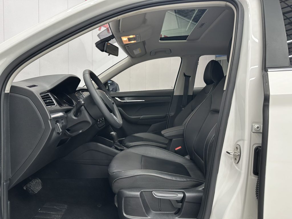 Škoda Kamiq 2021 1,5 л, автоматическая коробка передач, версия Comfort - Huishida Trading