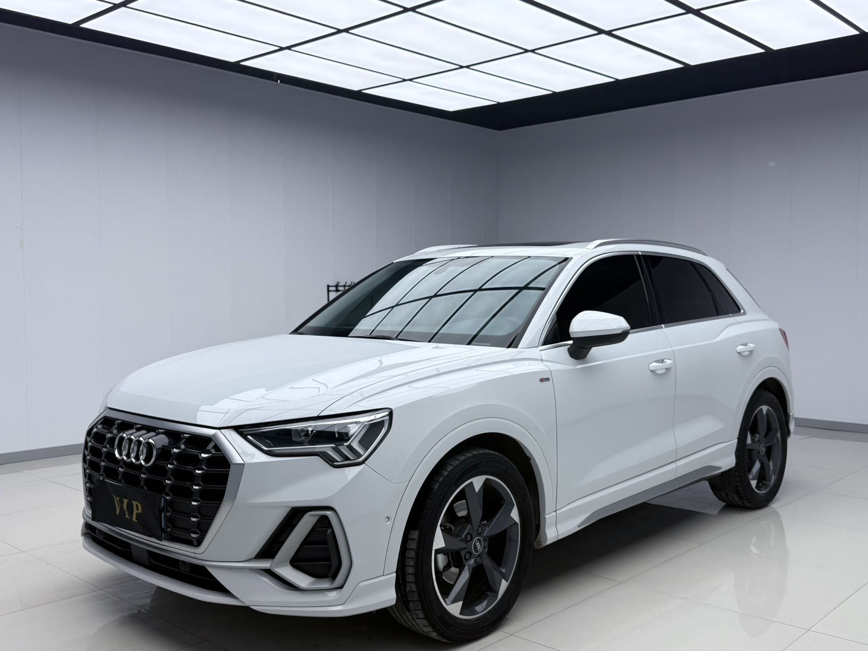 Audi Q3 2022 35 TFSI Sportline
