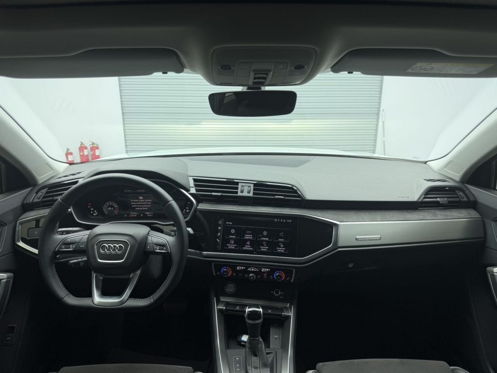 Audi Q3 2022 35 TFSI Sportline - Huishida Trading