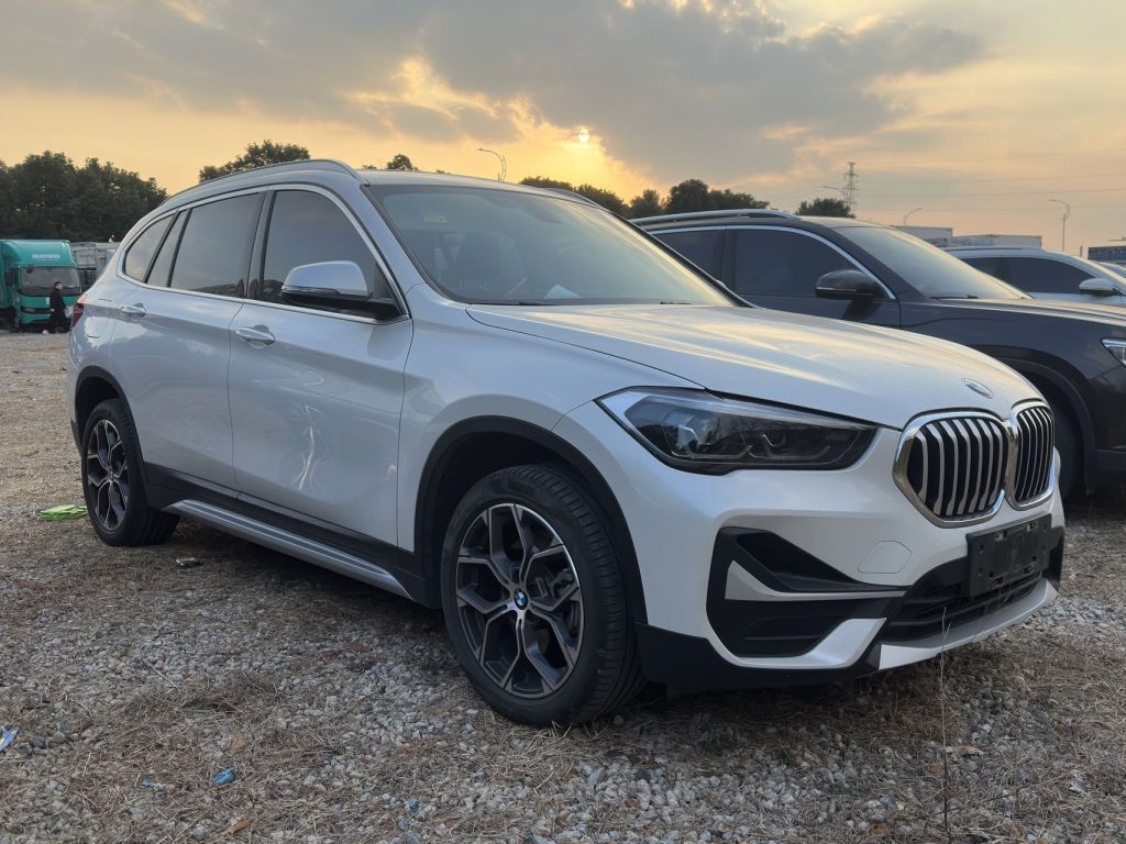 BMW X1 2022 sDrive20Li Fashion Edition - Huishida Trading