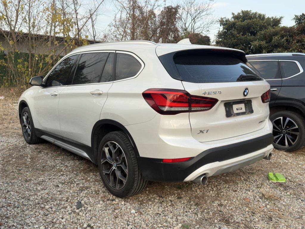 BMW X1 2022 sDrive20Li Fashion Edition - Huishida Trading