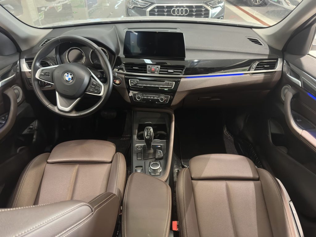 BMW X1 2022 sDrive20Li Fashion Edition - Huishida Trading