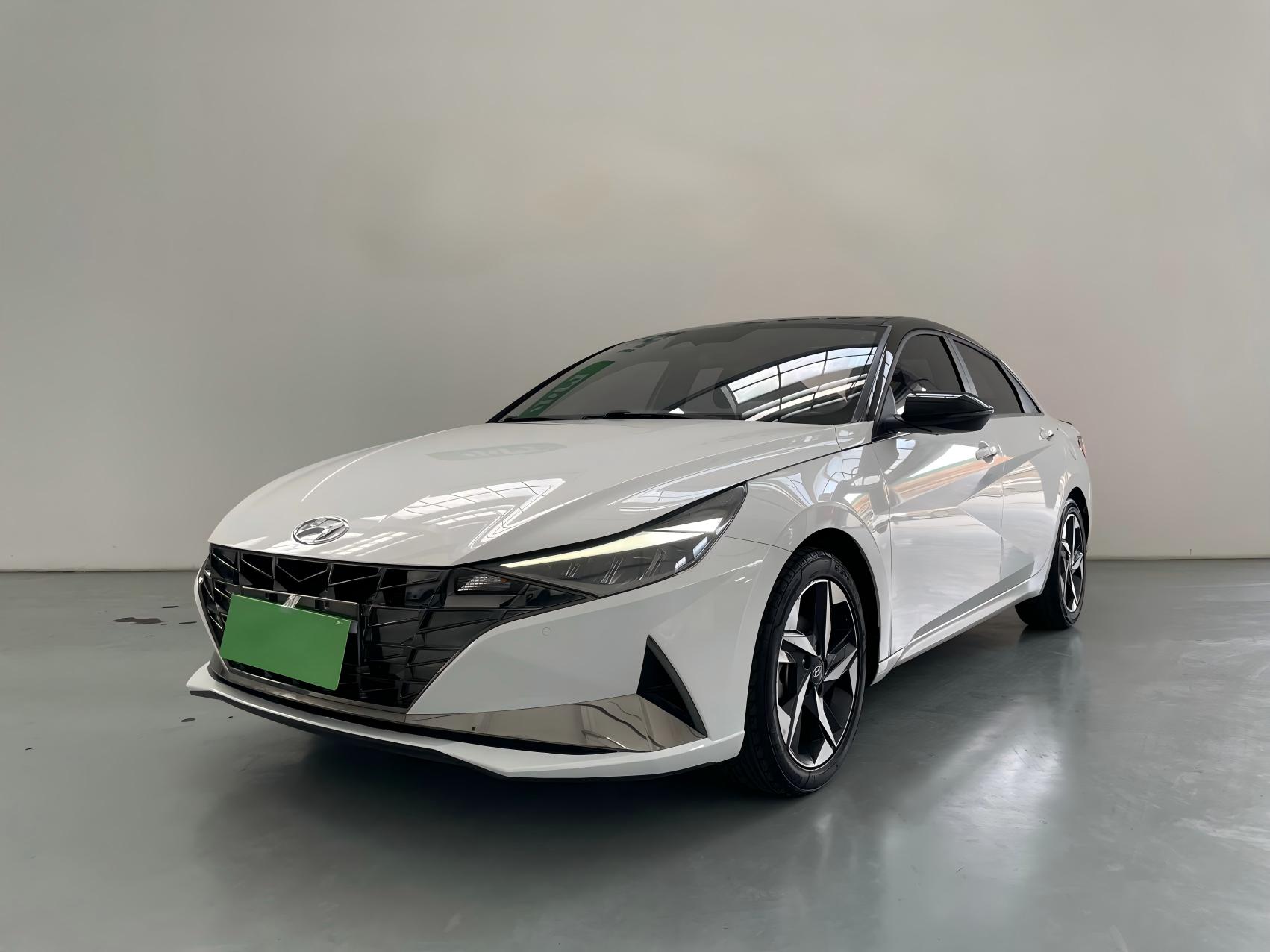 Hyundai Elantra 2022 года  240TGDi DCT LUX Premium Edition