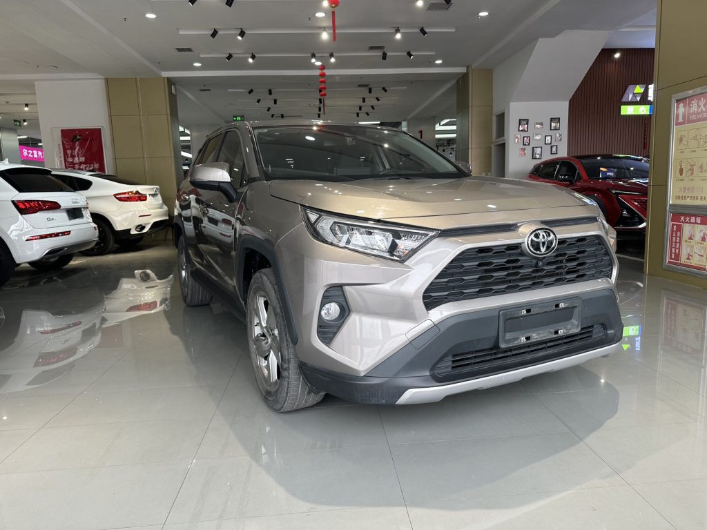 TOYOTA RAV4 2020 2.0L CVT 4WD Style PLUS Edition - Huishida Trading