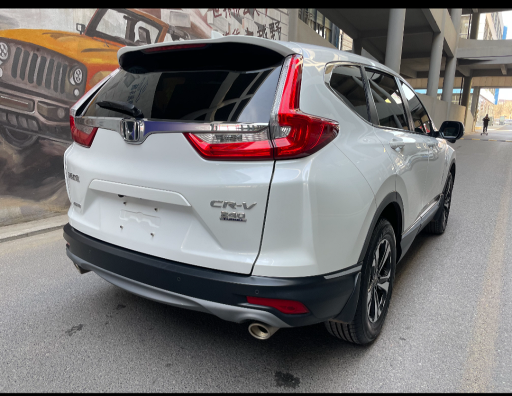 Honda CRV 2019 Модель Brilliant Edition PLUS 240TURBO CVT 4WD Deluxe Edition - Huishida Trading