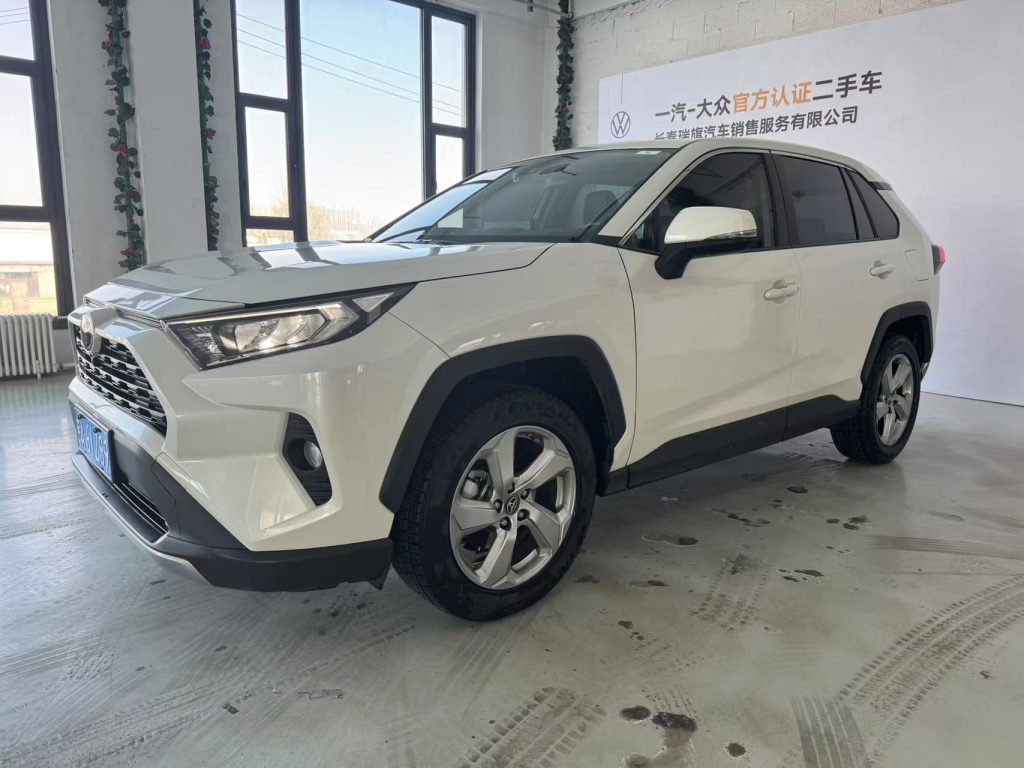 TOYOTA RAV4 2022 2.0L CVT 4WD Style Plus Edition - Huishida Trading