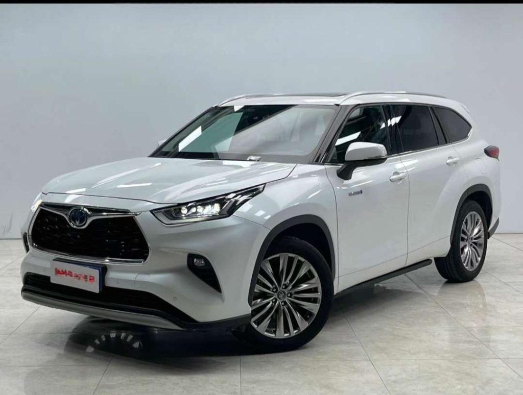 Toyota Highlander 2022 Twin Engine 2.5L 4WD Supreme Edition - Huishida Trading
